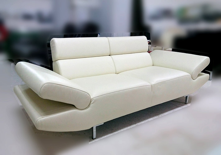 Offerta divano 200 cm in pelle bianca