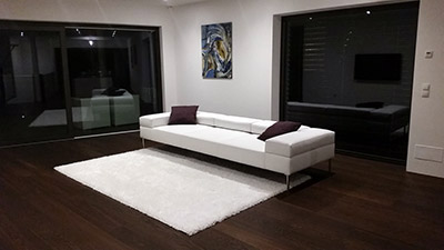 Consegna divano in pelle bianca Duplex