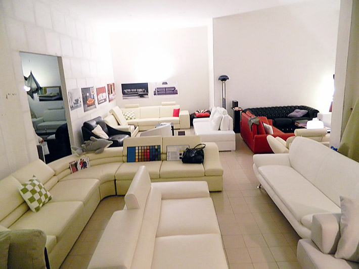 Divani exposizione foto 5